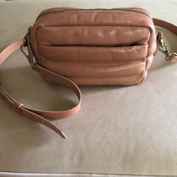 Madewell Transport Camera Bag Puff Edition Warm Hickory Leather - Picture 2 of 11